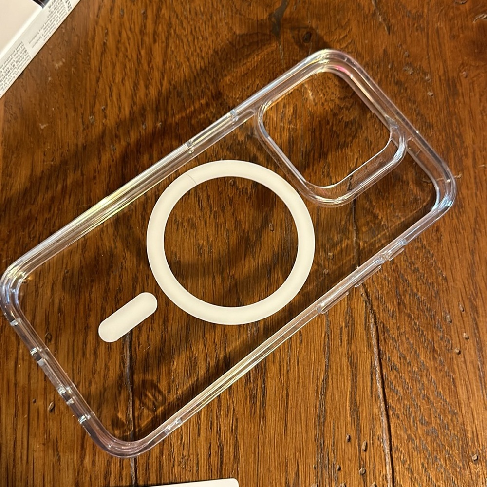 ESR Hybrid Case MagSafe for iPhone 15 Pro, Classic Series, Clear + Privacy Glass